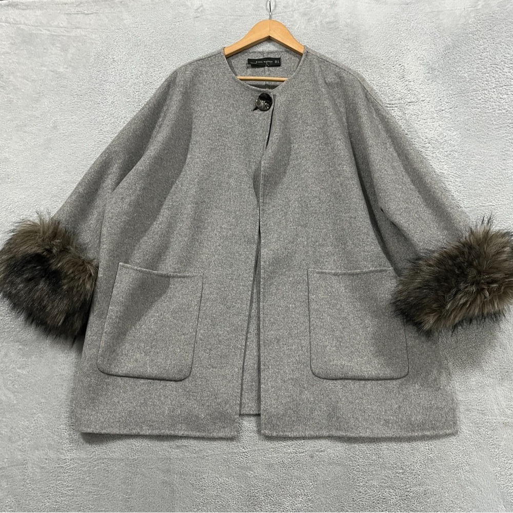 Zara Gray Coat with Faux Fur Trim